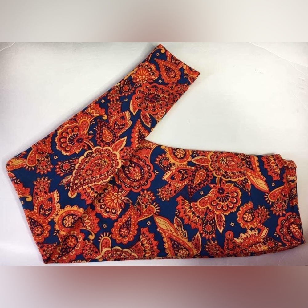 Brand New LulaRoe TC size 12-18 leggings